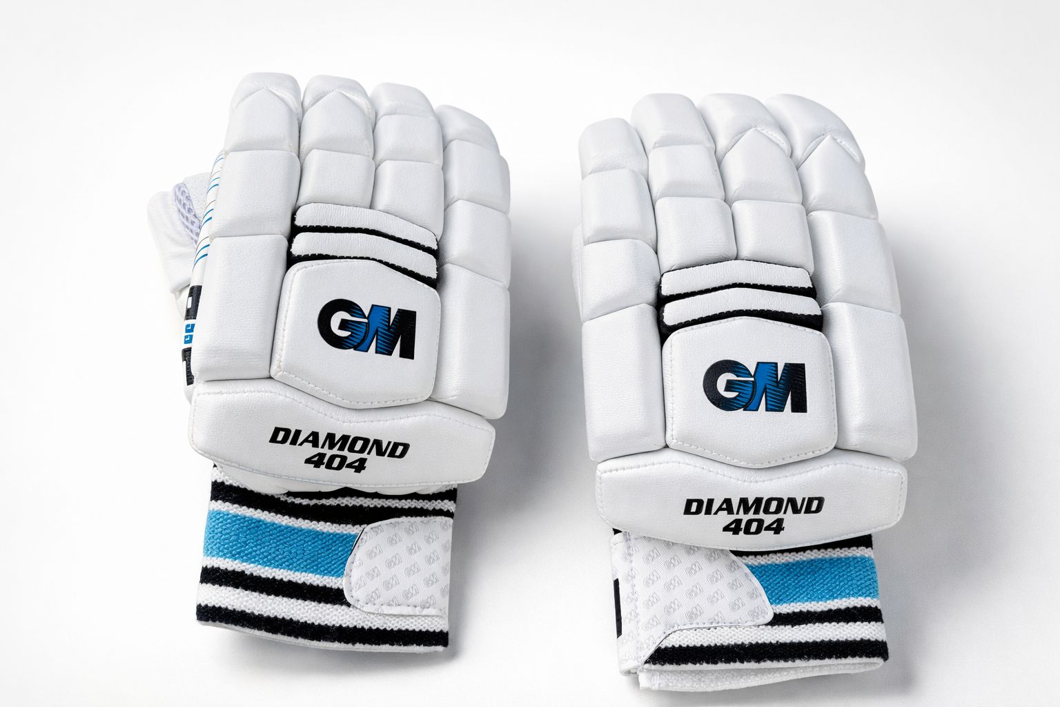 GM Diamond 404 Batting Gloves